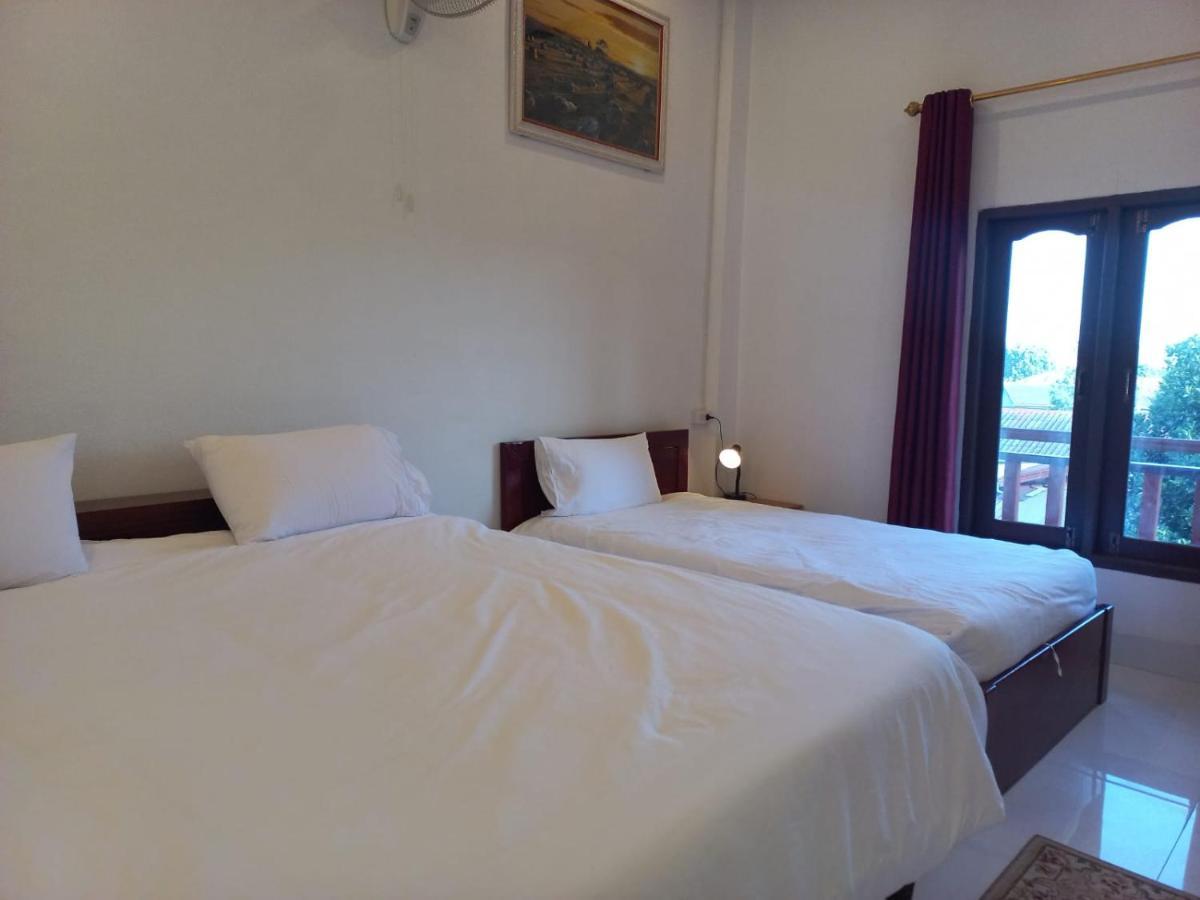 Sipanya Guesthouse Muang Phonsavan Exterior photo